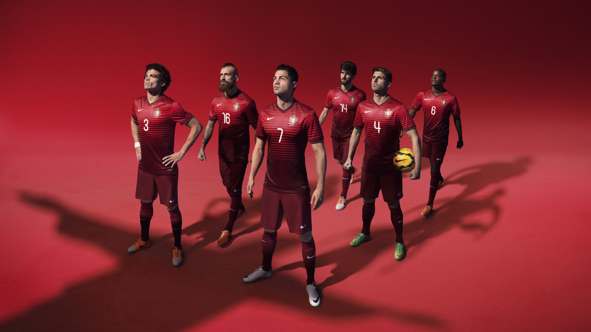 “足球+文化+科技”融合创新发布会在多个城市同步举行,行业开启新格局