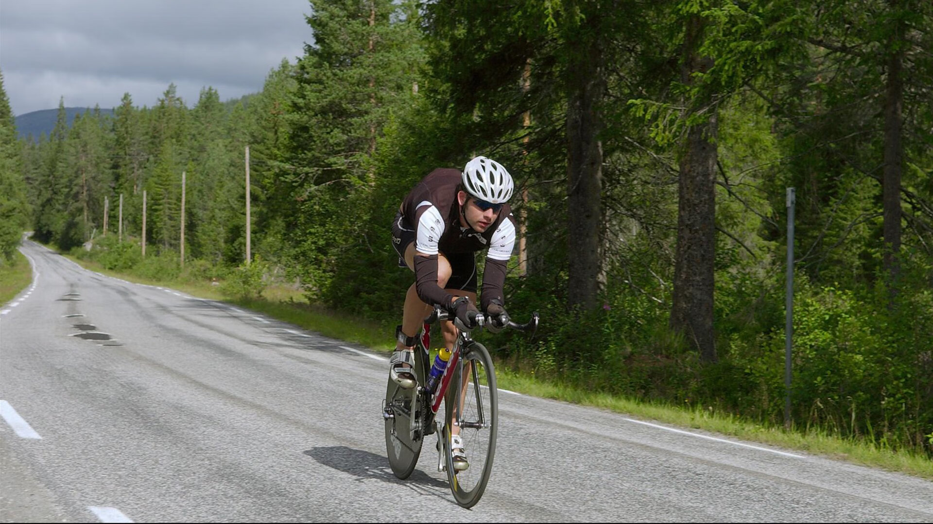 托桑·埃夫布奥姆万成为NBA全球球迷偶像，埃托奥布冯